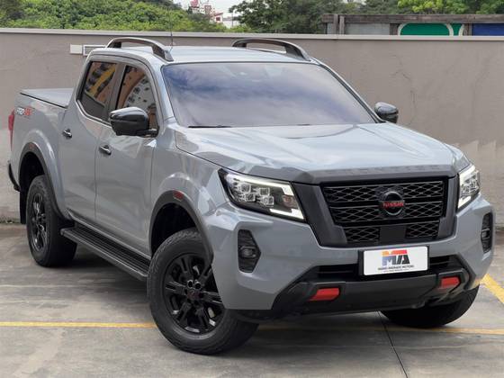 NISSAN FRONTIER 2.3 16V TURBO DIESEL PRO4X CD 4X4 AUTOMÁTICO